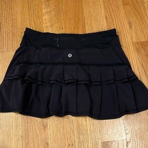 Lululemon black ruffle skirt
